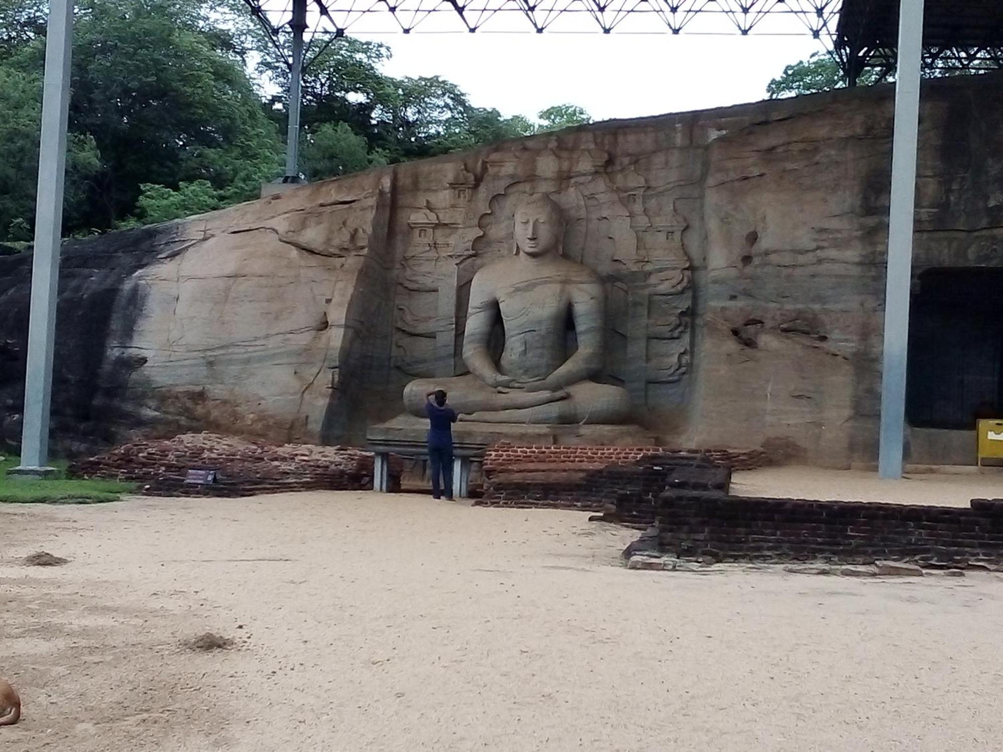 Bandula Home Stay Sigiriya Bagian luar foto
